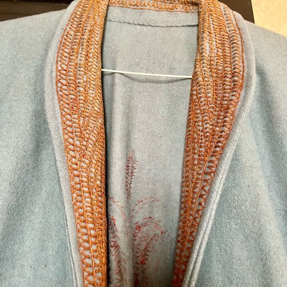 Vintage 1980s India Kashmiri dressing gown/coat . Pure wool, hand embroidery. - Picture 5 of 7